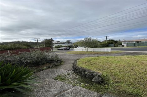 Photo of property in 1/23 Levesque Street, Birkdale, Auckland, 0626