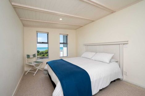 Photo of property in 2 Collison Terrace, Haumoana, 4102
