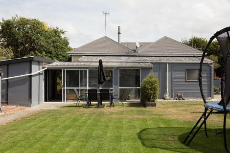 Photo of property in 11 Coronation Street, Waimate, 7924