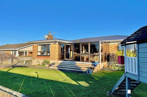 Photo of property in 4 Beresford Street, Pukekohe, 2120