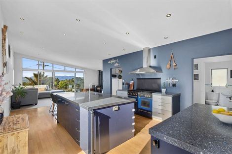 Photo of property in 12 Cliff Road, Tasman, Upper Moutere, 7173