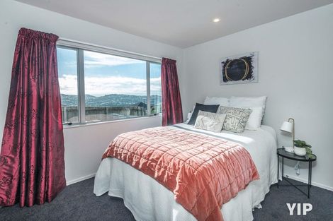 Photo of property in 35 Meadowcroft Grove, Johnsonville, Wellington, 6037