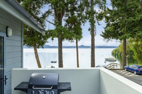 Photo of property in 2/870 Acacia Bay Road, Acacia Bay, Taupo, 3330