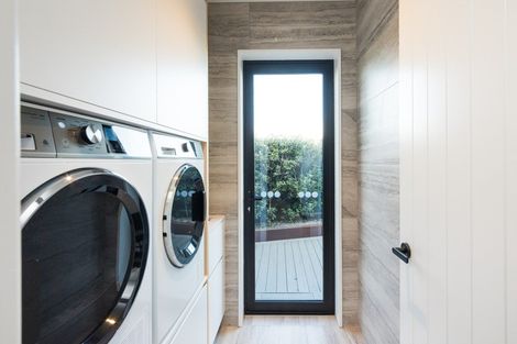 Photo of property in 5 Te Kiri Street, Himatangi Beach, Foxton, 4891