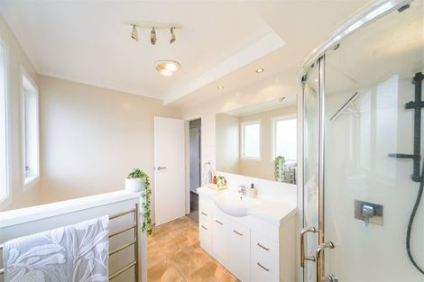 Photo of property in 22 Rhodes Drive, Kelvin Grove, Palmerston North, 4414