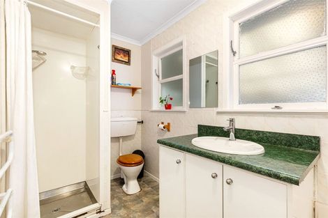 Photo of property in 5 The Strand, Wainuiomata, Lower Hutt, 5014