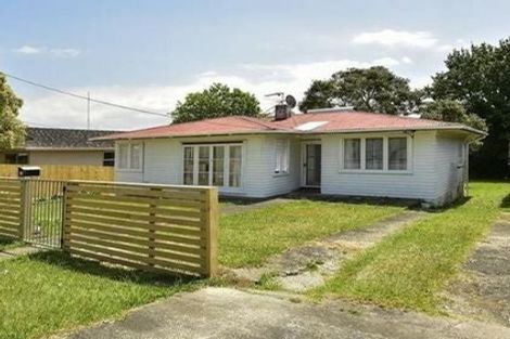 Photo of property in 83 Farquhar Road, Glendene, Auckland, 0602