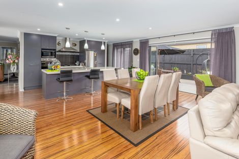 Photo of property in 2 Mirabell Place, Patumahoe, Pukekohe, 2679