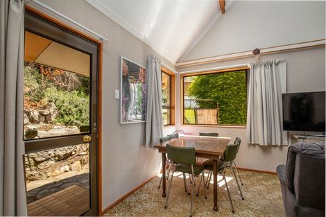 Photo of property in 45 Branxholm Street, Roxburgh, 9500