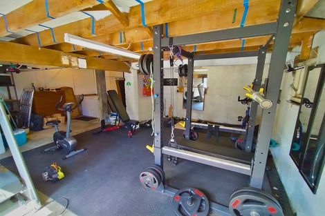 Photo of property in 27 Galt Street, Hawera, 4610