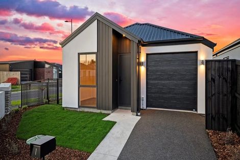 Photo of property in 1 Comer Street, Halswell, Christchurch, 8025