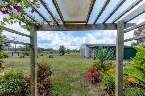 Photo of property in 64 Mosston Road, Castlecliff, Whanganui, 4501