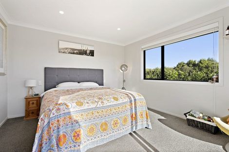 Photo of property in 15 Mike Smith Drive, Cambridge, 3434