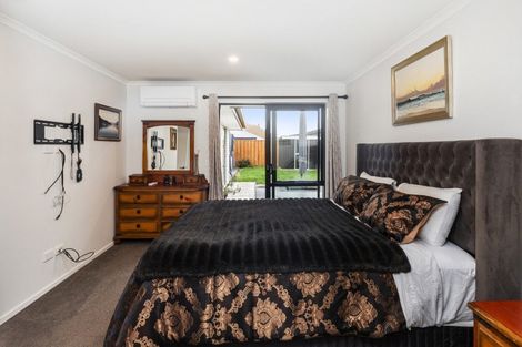 Photo of property in 30 Quinn Crescent, Woodend, 7610