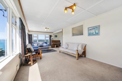 Photo of property in 13 Palliser Road, Roseneath, Wellington, 6011