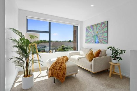 Photo of property in 2/102 Swayne Road, Cambridge, 3434