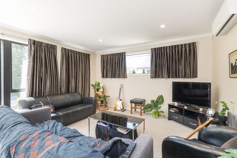Photo of property in 15 Thomson Street, West End, Palmerston North, 4412