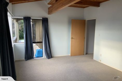 Photo of property in 132 Karewa Parade, Papamoa Beach, Papamoa, 3118