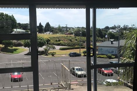 Photo of property in 5/54 Sale Street, Cockle Bay, Auckland, 2014