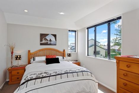 Photo of property in 18 Marble Wood Drive, Papanui, Christchurch, 8053