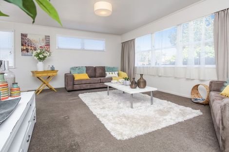 Photo of property in 39 Bodi Place, Te Atatu South, Auckland, 0610