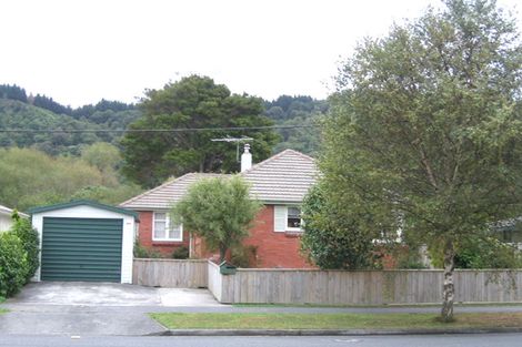 Photo of property in 19 Holdsworth Avenue, Trentham, Upper Hutt, 5018