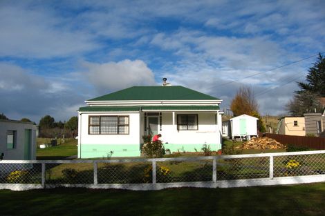 Photo of property in 21 Ipswich Street, Hampden, 9410
