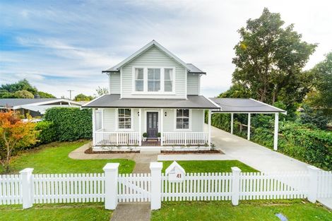 Photo of property in 41 Hammond Street, Bulls, 4818