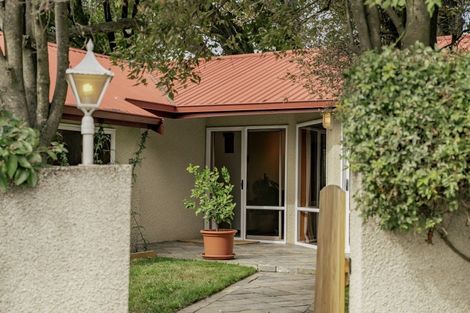 Photo of property in 15b Heuchan Lane, Wanaka, 9305