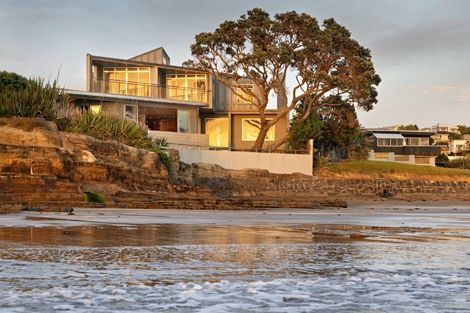 Photo of property in 67 Rothesay Bay Road, Rothesay Bay, Auckland, 0630