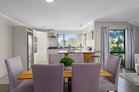 Photo of property in 24 Taylor Street, Cambridge, 3434