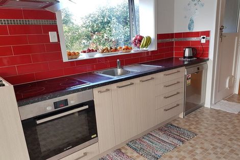 Photo of property in 20 Holyoake Crescent, Avalon, Lower Hutt, 5011