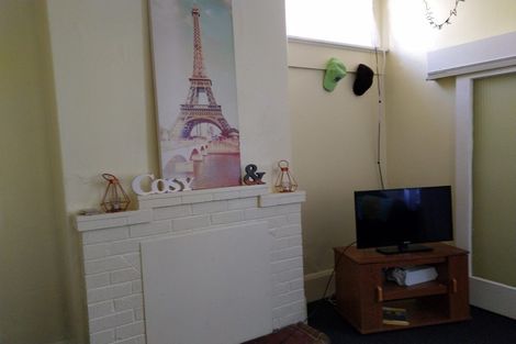 Photo of property in 5 Howe Street, North Dunedin, Dunedin, 9016