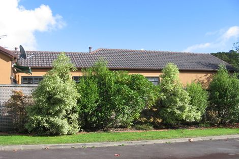 Photo of property in 2 Villanova Place, Albany, Auckland, 0632