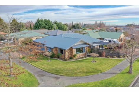 Photo of property in 16 Riegler Place, Belfast, Christchurch, 8051