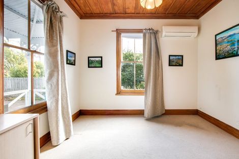 Photo of property in 1010 Heretaunga Street East, Parkvale, Hastings, 4122