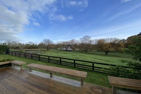 Photo of property in 67 Riverhead Road, Kumeu, 0810