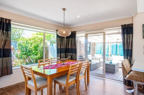 Photo of property in 26 Gandalf Crescent, Paraparaumu, 5032