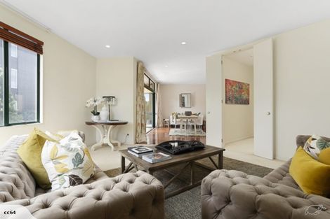 Photo of property in 2 Parnell Road, Parnell, Auckland, 1052