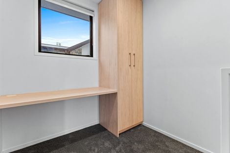 Photo of property in 16/10 Fathom Place, Te Atatu Peninsula, Auckland, 0610