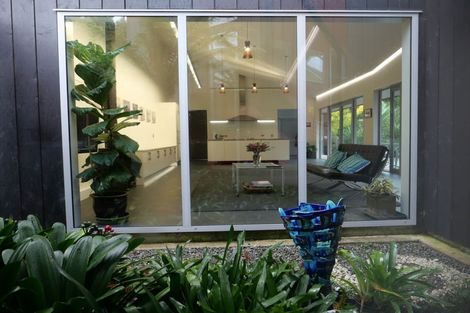 Photo of property in 118 Ngarara Road, Waikanae, 5036