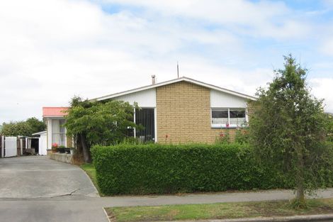 Photo of property in 43 Arran Crescent, Woolston, Christchurch, 8062