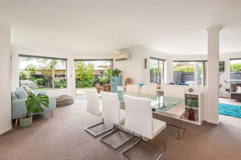 Photo of property in 22 John Campbell Crescent, Hillmorton, Christchurch, 8024