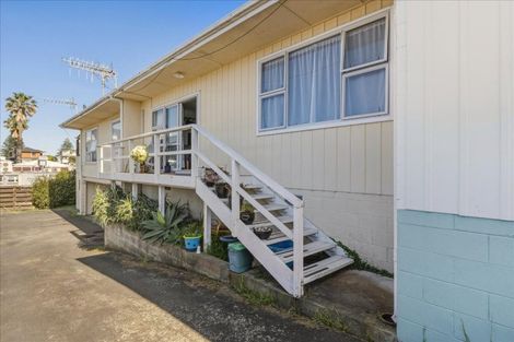 Photo of property in 2/18 May Street, Mount Maunganui, 3116