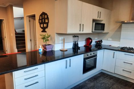 Photo of property in 9 Agapanthus Place, Flat Bush, Auckland, 2016