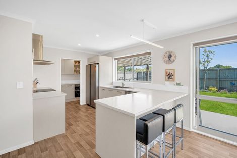 Photo of property in 41 Tara Crescent, Woodend, 7610