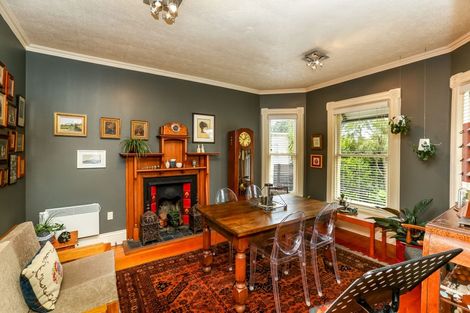 Photo of property in 17 Vivian Street, New Plymouth, 4310