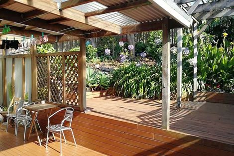 Photo of property in 7 Laurina Road, Sunnynook, Auckland, 0620