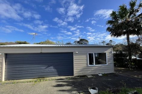 Photo of property in 108 Tirimoana Road, Te Atatu South, Auckland, 0602