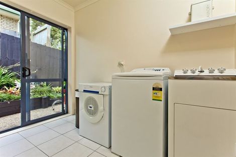 Photo of property in 13 Chelmsley Avenue, Henderson, Auckland, 0612